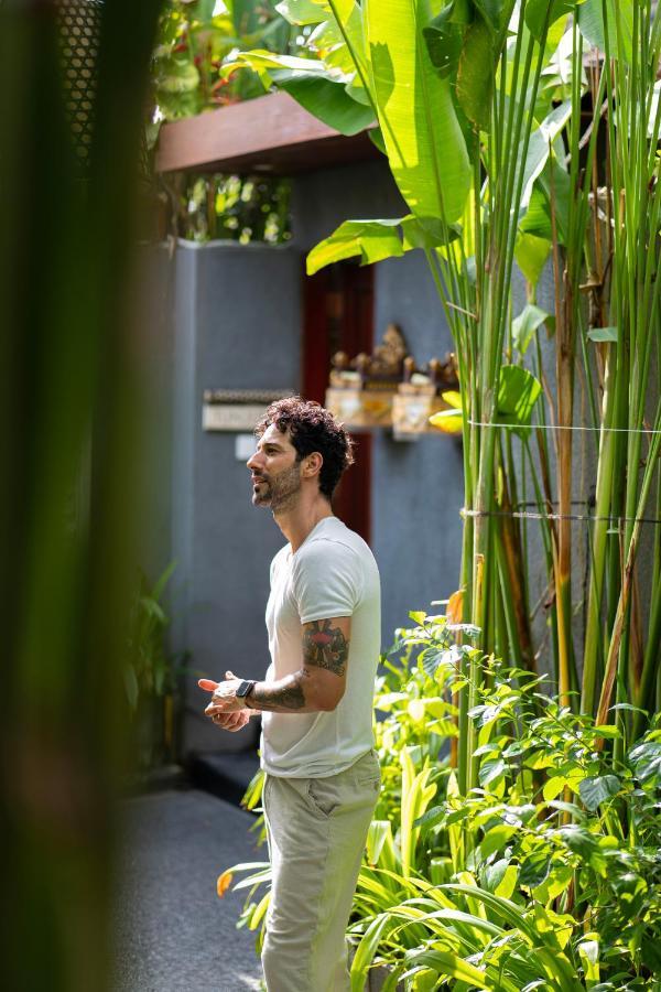 Legian Kriyamaha Villa Esterno foto